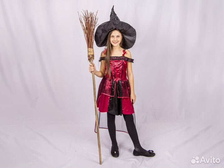 Ведьмачка новогодний кастюм