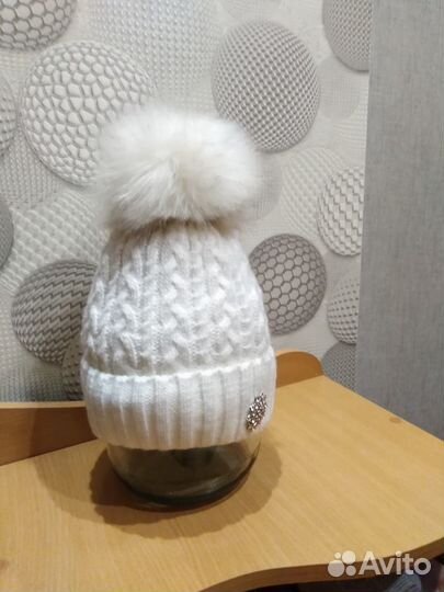 Шапка женская вязаная