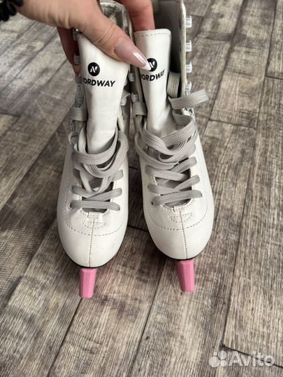 Коньки фигурные