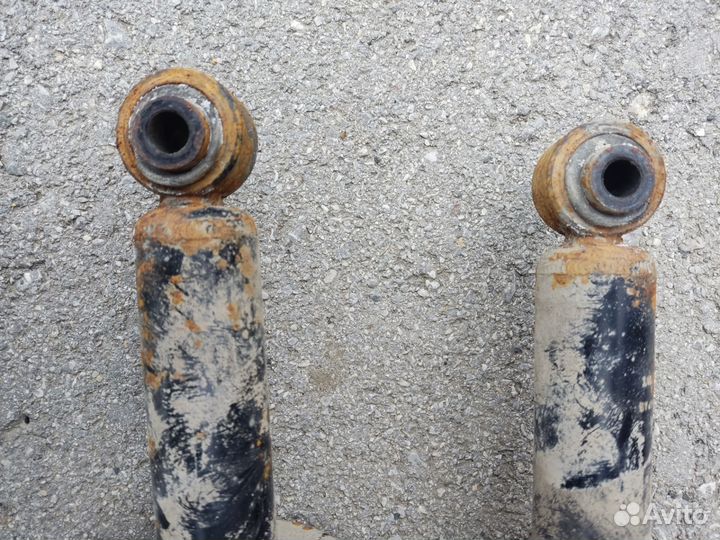 Subaru outback стойки задние bp9