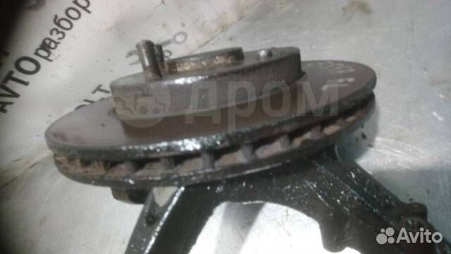 Кулак поворотный (ступица) передний левый