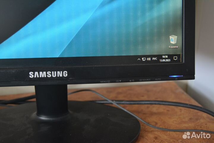 Продам мониторы