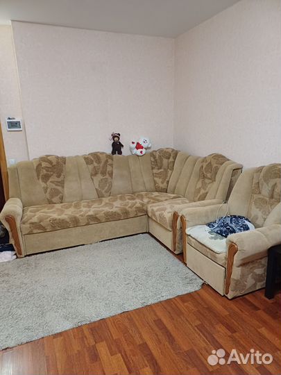 Угловой диван бу