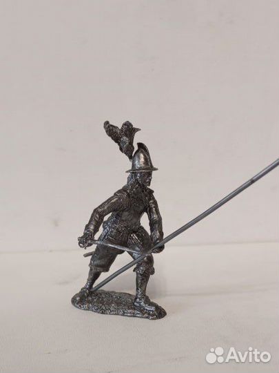 Оловянная миниатюра 54 мм