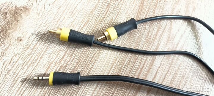 Акустические колонки Thonet Vander Hoch