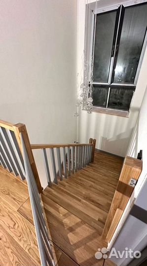 Лестница Тpеxмаpшeвaя