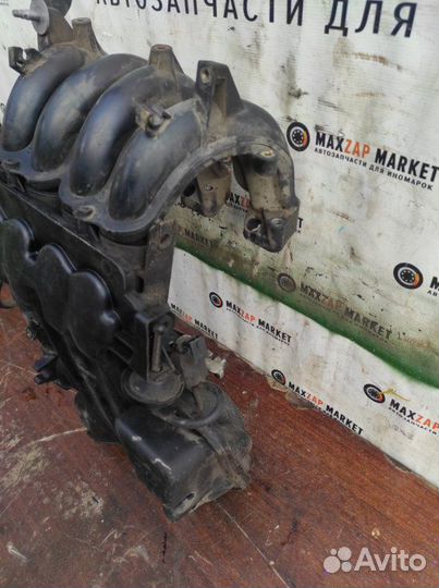 Коллектор впускной Skoda Octavia универсал 1.6 200