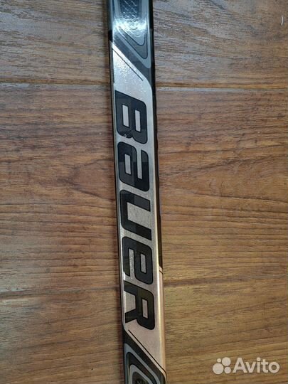 Профессиональная хоккейная клюшка Bauer Nexus 1NSR