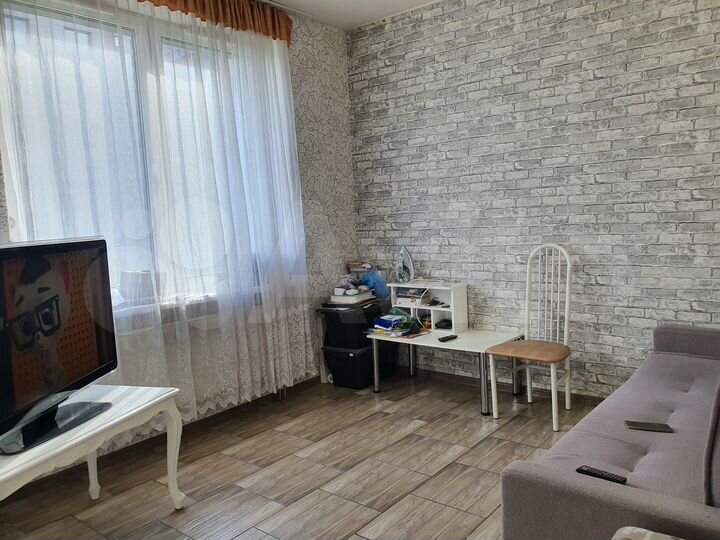 2-к. квартира, 44 м², 3/25 эт.