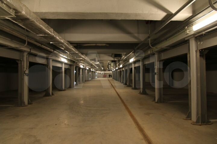 Машиноместо, 13 м²