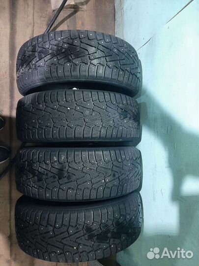 Pirelli Ice Zero 205/55 R16