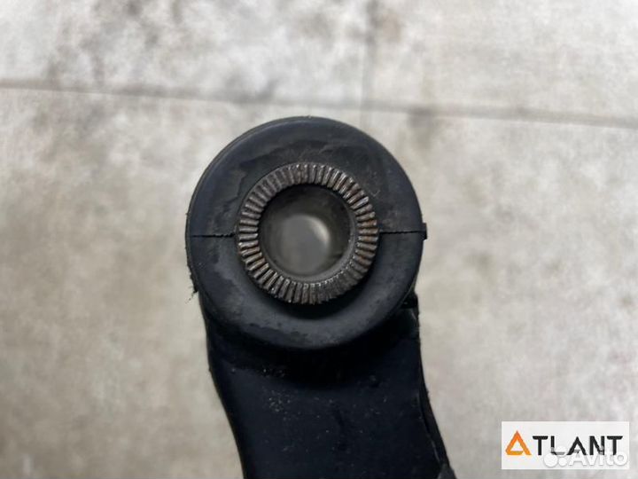 Рычаг передний правый toyota noah