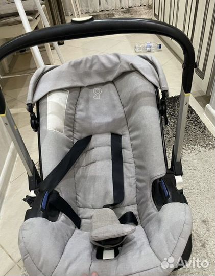 Автолюлька коляска doona