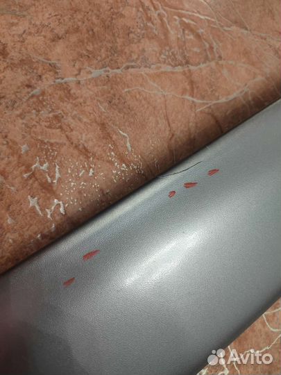 Накладка 5-й двери Toyota Caldina st210, st215