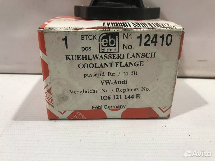 Фланец двигателя системы охлаждения VW Golf II/Je