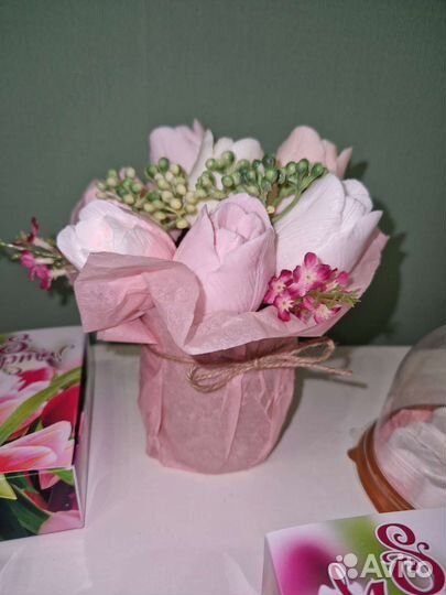 Букет из роз/тюльпанов на праздник