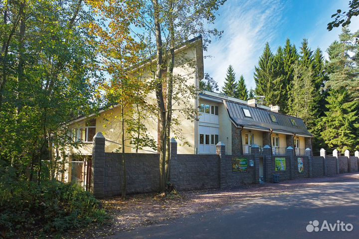 Охранник - администратор в гостиницу (Токсово)