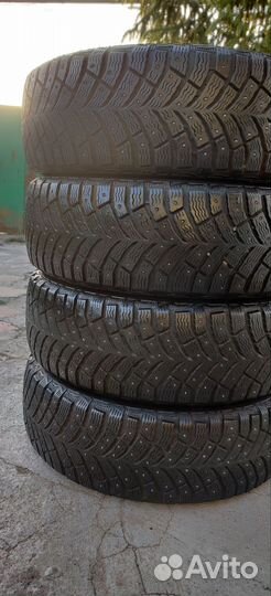 Michelin X-Ice North 4 185/65 R15