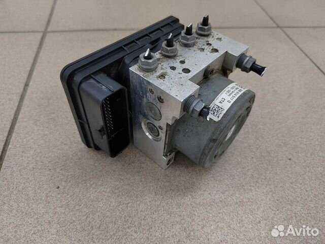 Блок ABS Skoda Octavia A7 5Q0907379R