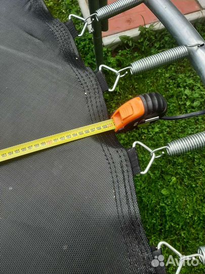 Батут с защитной сеткой