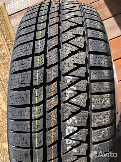 Kumho WinterCraft WS71 255/45 R20