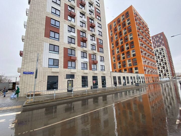 Помещение на первой линии ЖК, 52.7 м²