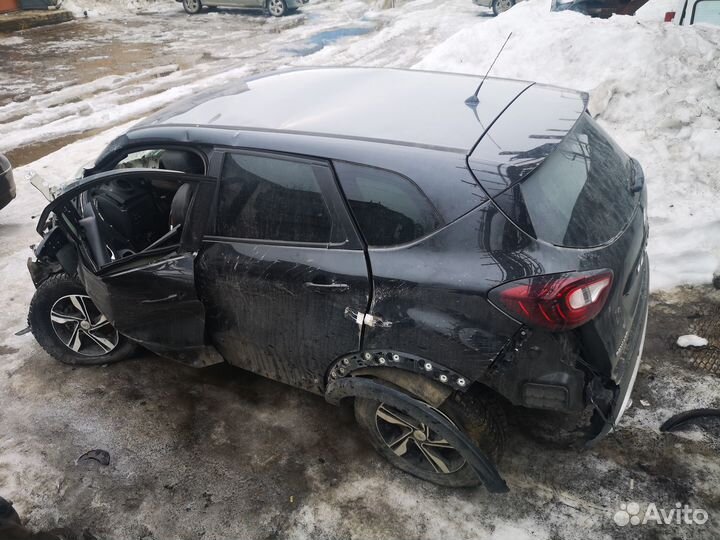 Разбор renault Captur Kaptur 2л МКПП 4*4 2018 год
