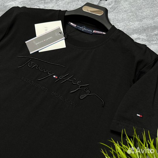 Футболка Tommy Hilfiger (50 размер)