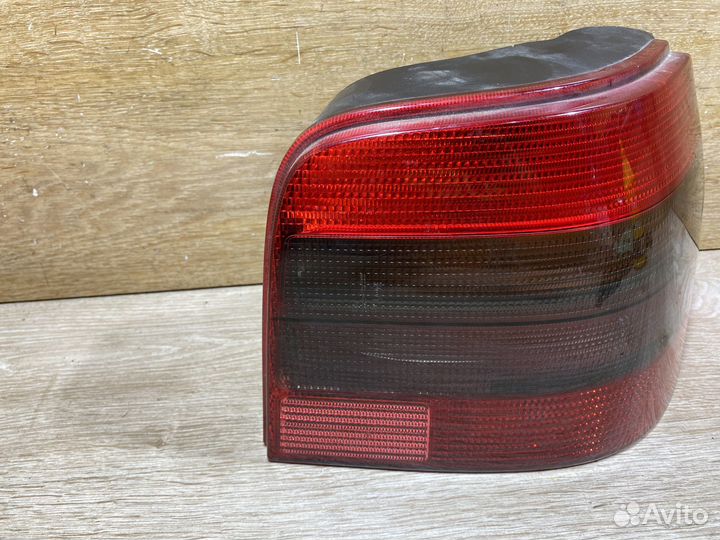 Фонарь задний правый Volkswagen Golf 4 Арт. 111485