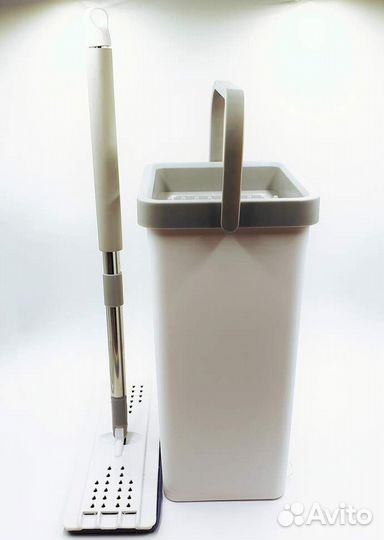 Швабра с отжимом в комплекте с ведром