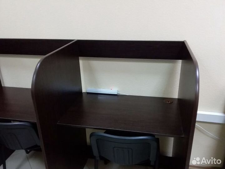 Офисные столы