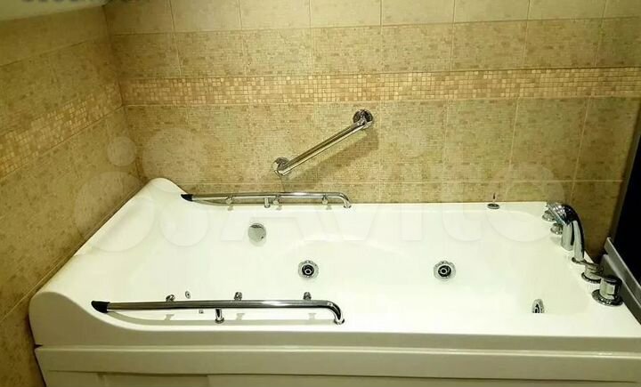 Дом 226 м² на участке 5 сот.