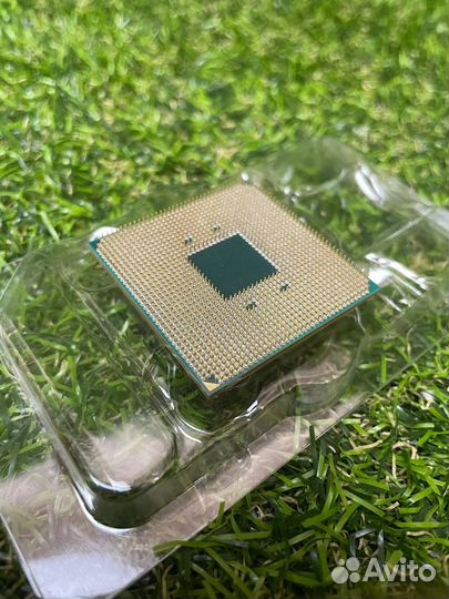 Процессор AMD Ryzen 7 3700X OEM