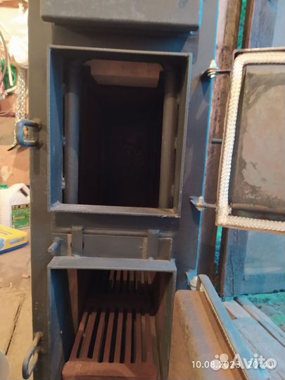 Котёл твердотопливный бытовой 