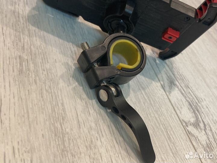 Держатель для телефона на самоката, велосипеда