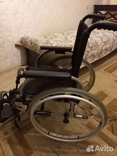 Инвалидная коляска складная бу