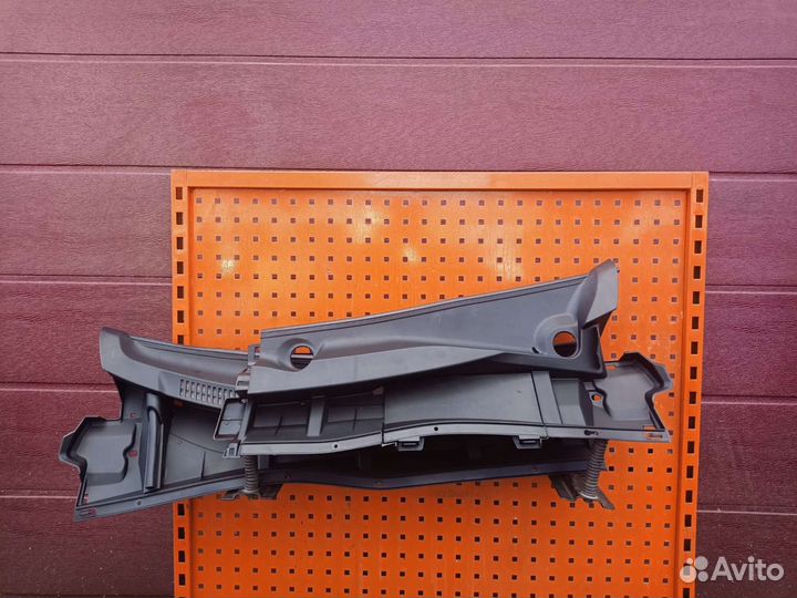 Накладка Toyota Corolla 150