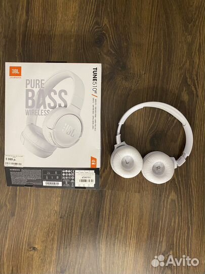 Беспроводные наушники jbl