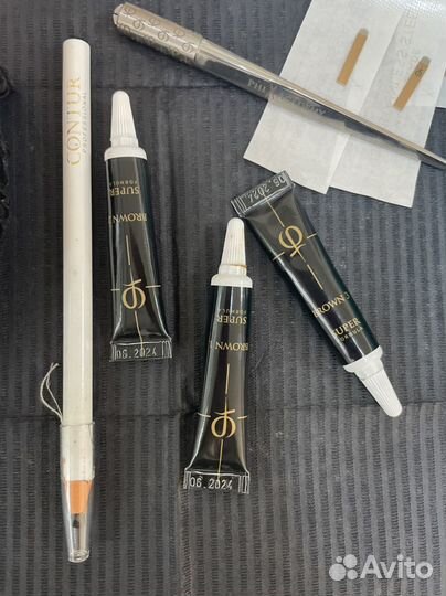 Микроблейдинг бровей