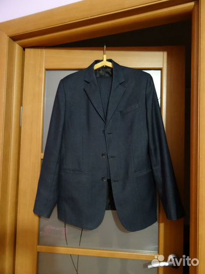 Продам костюм