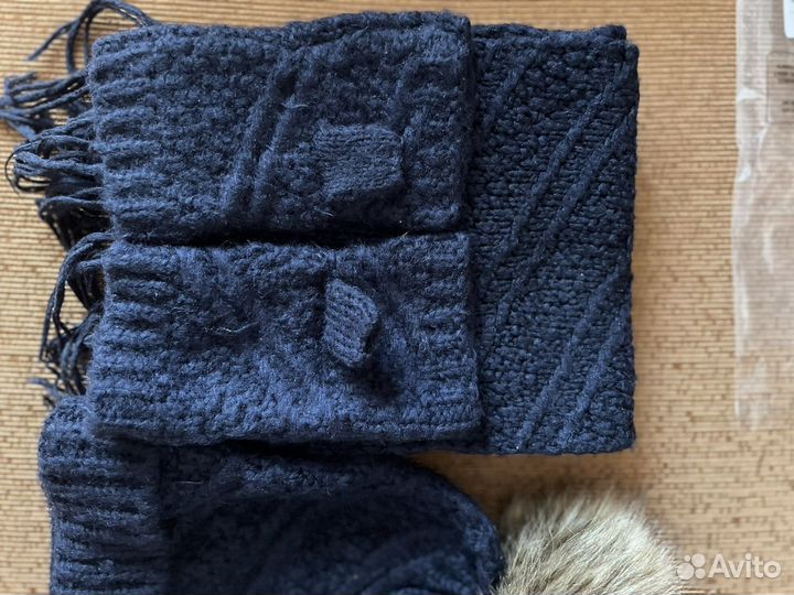 Набор шапка, шарф, митенки