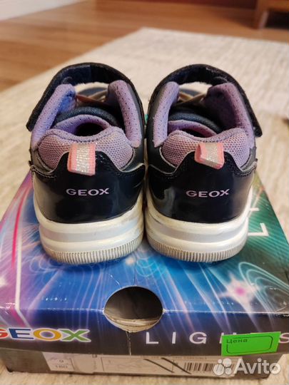 Кроссовки для девочки с подсветкой Geox 27