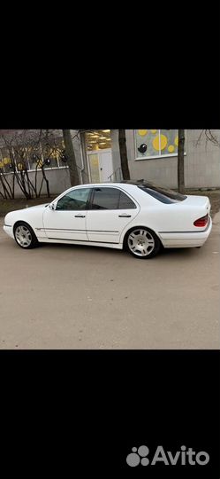 Mercedes-Benz E-класс 2.4 AT, 1999, 200 125 км