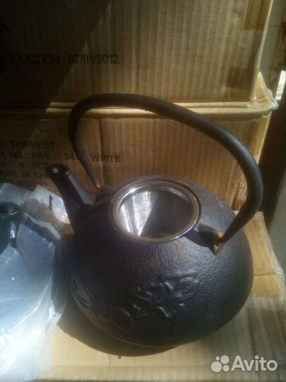 Чайник чугунный