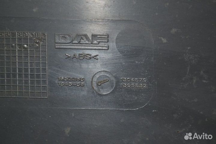 Пластиковая крышка торпеды DAF XF106 (01.14)