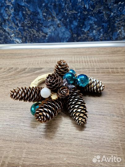 Новогоднее украшение на стол