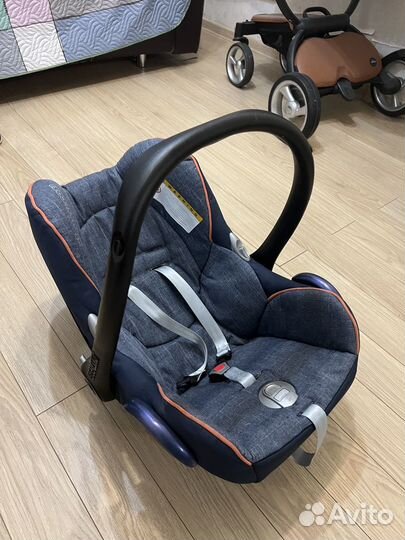 Детская автолюлька от 0 maxi cosi