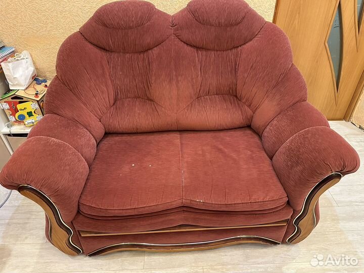 Диваны и кресло