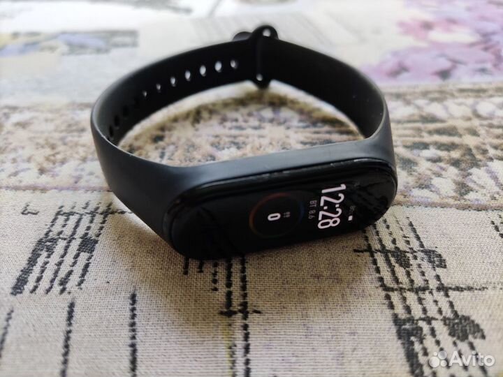 Фитнес-браслет Xiaomi Mi Band 4