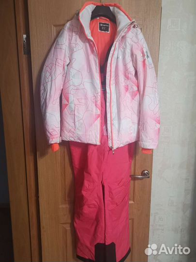 Горнолыжный костюм женский
